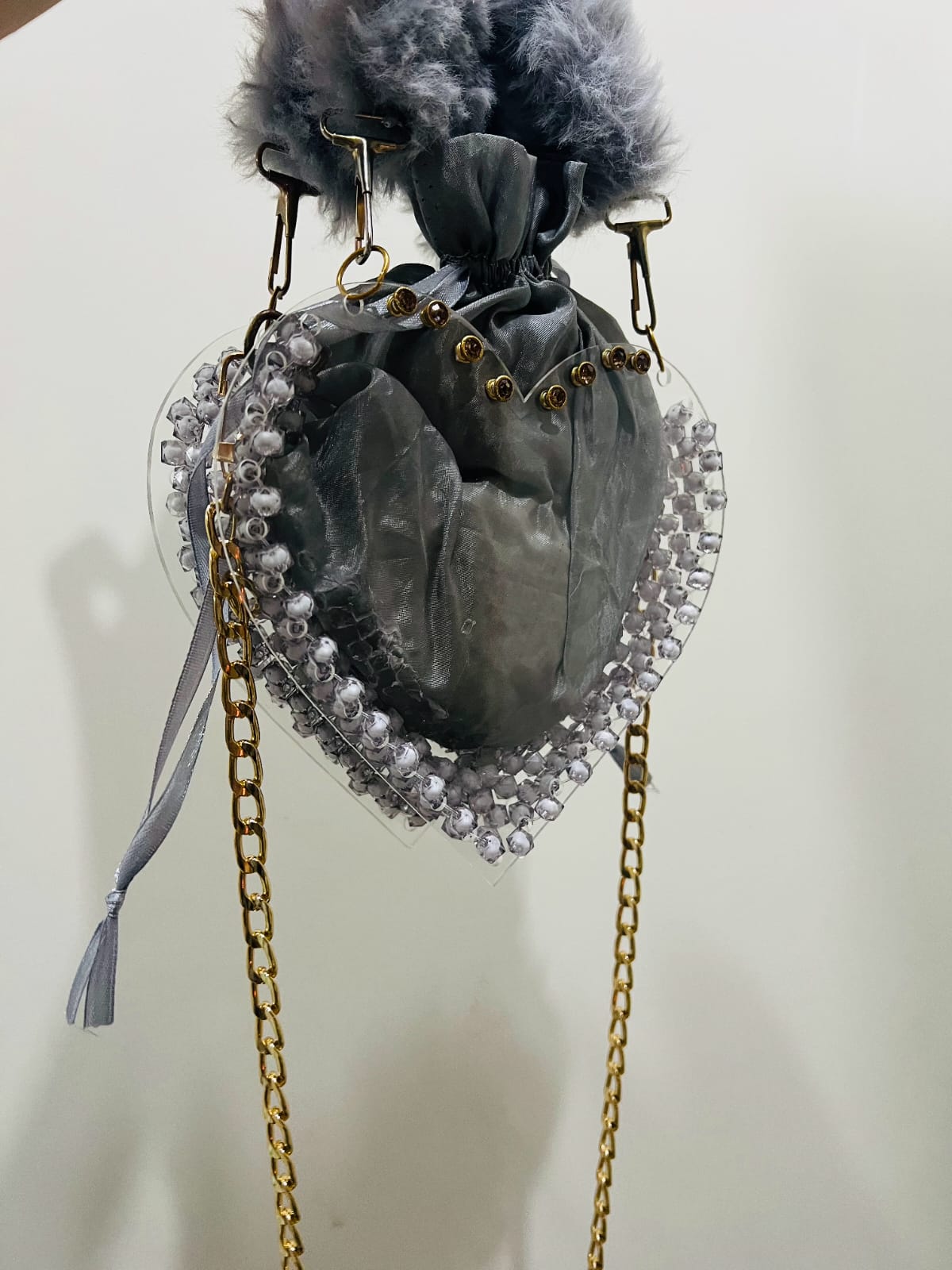 Luxury Heart-Shaped Acrylic Purse with Satin Pouch & Gold Chain